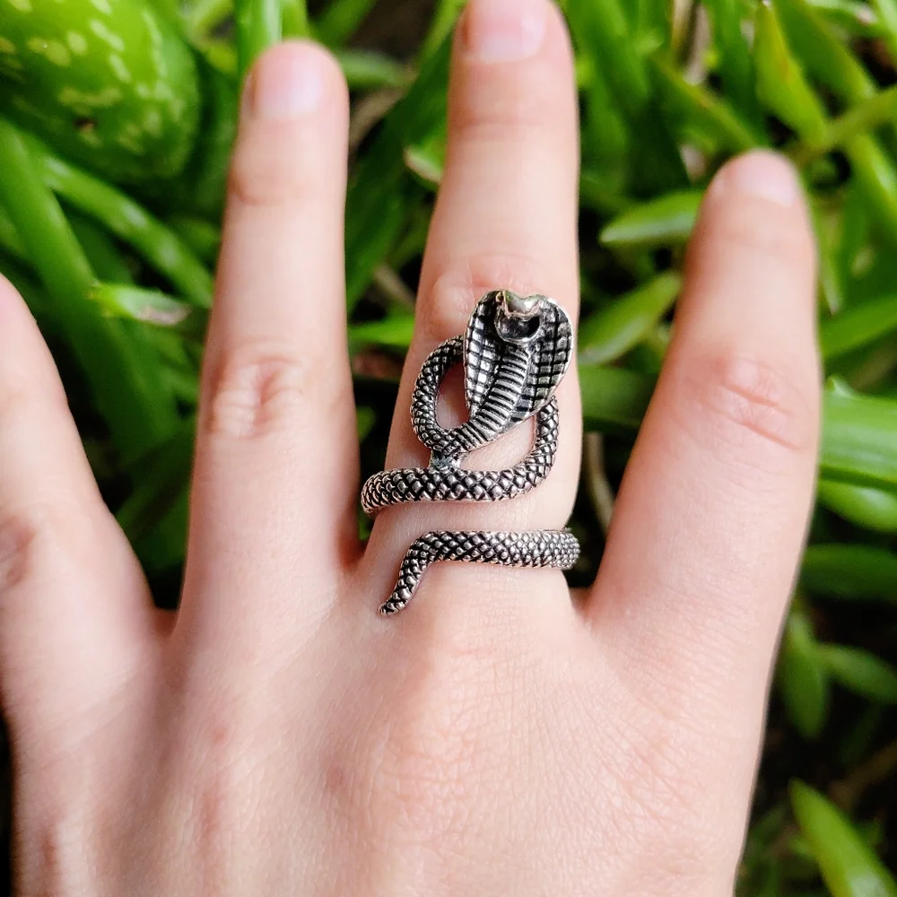 New Classic Silver Cobra Snake Ring